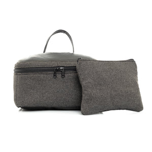 Oorvloed Toiletry Bag